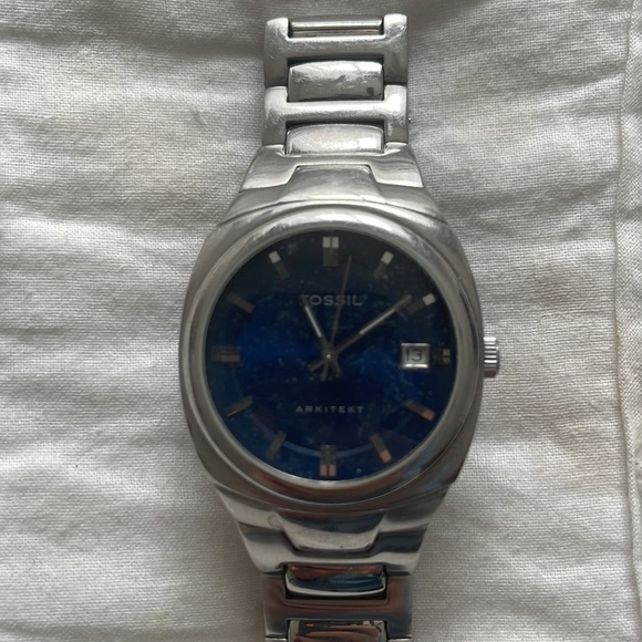 Watch - Picture 2 of 2